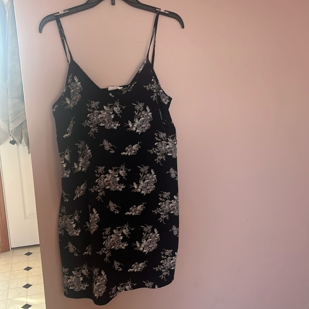Light Purple Floral Black Slip Dress Relaxed Fit Large